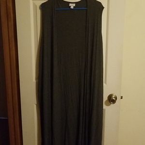 XL Lularoe Joy Grey ribbed sweater vest